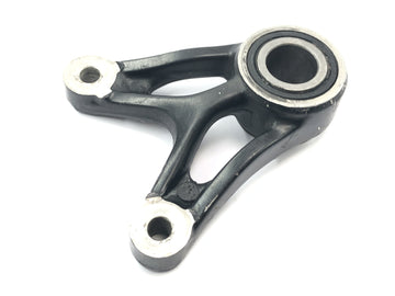 Suzuki GSX R 1100 GU74C [1987] - Rear brake caliper bracket