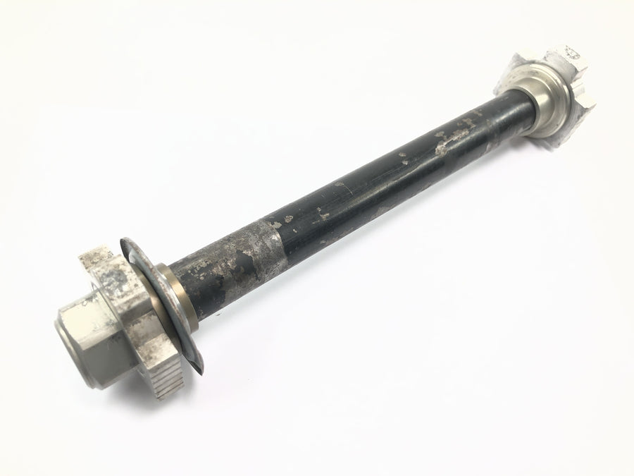 KTM 950 Adventure LC8 [2004] - rear wheel axle axle rear wheel axle