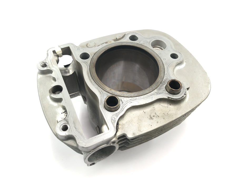 Yamaha XVS 650 4VR [1997] - Cylinder with piston at the front