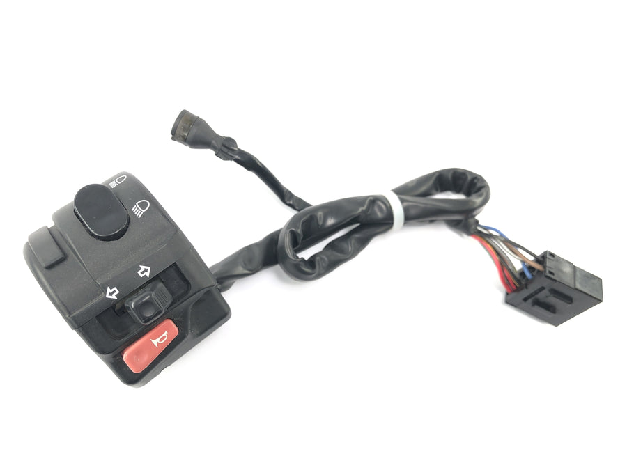 Triumph Sprint ST 1050 [2005] - handlebar switch on the left multifunction switch