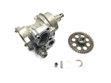 Suzuki GSX R 1100 GU74C [1987] - Oil pump oil supply pump - 0