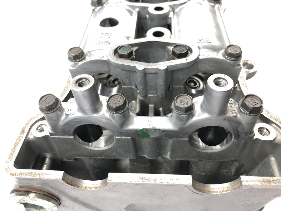 Honda CBR 1000 RR SC59 [2008] - Cylinder head valve head cylinder head housing