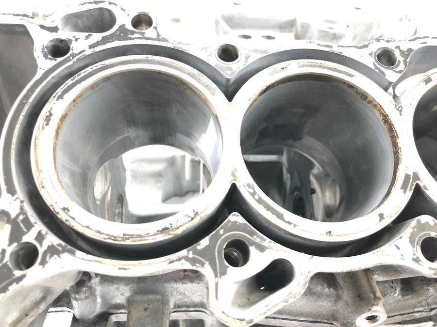 Honda CBR 600 RR PC37 [2004] - Engine housing engine block cylinder housing empty housing