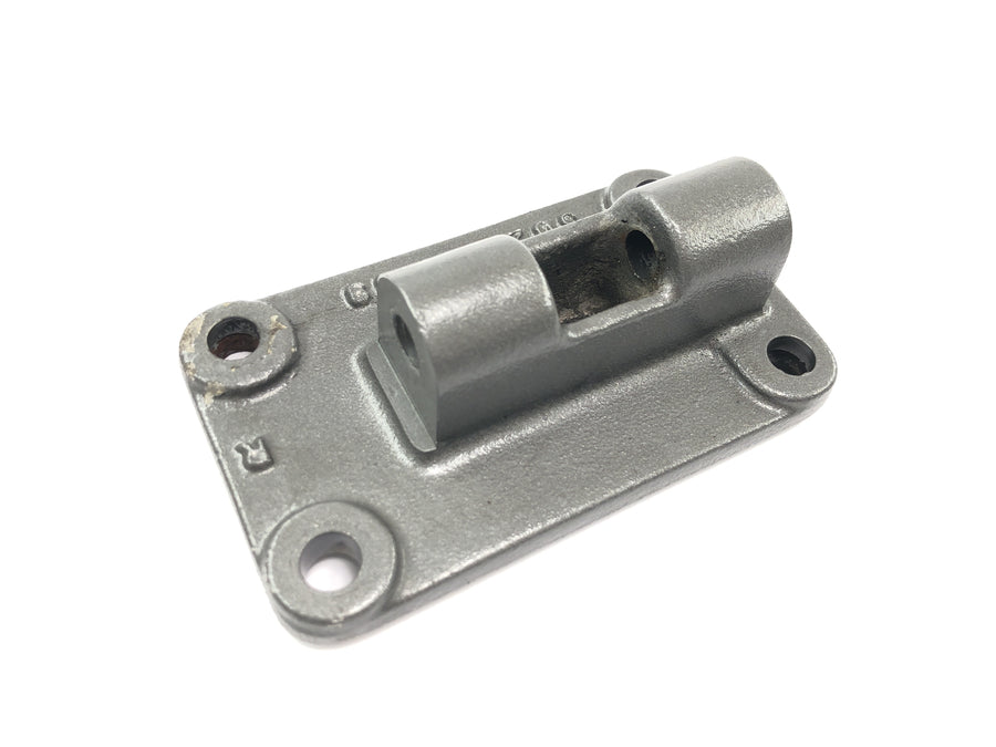 Moto Guzzi V10 Centauro [1998] - Rear engine mount bracket engine suspension