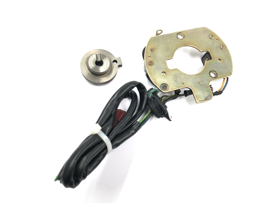 Suzuki GSX R 1100 GU74C [1987] - Pick-up sensor ignition pulse generator ignition sensor ignition