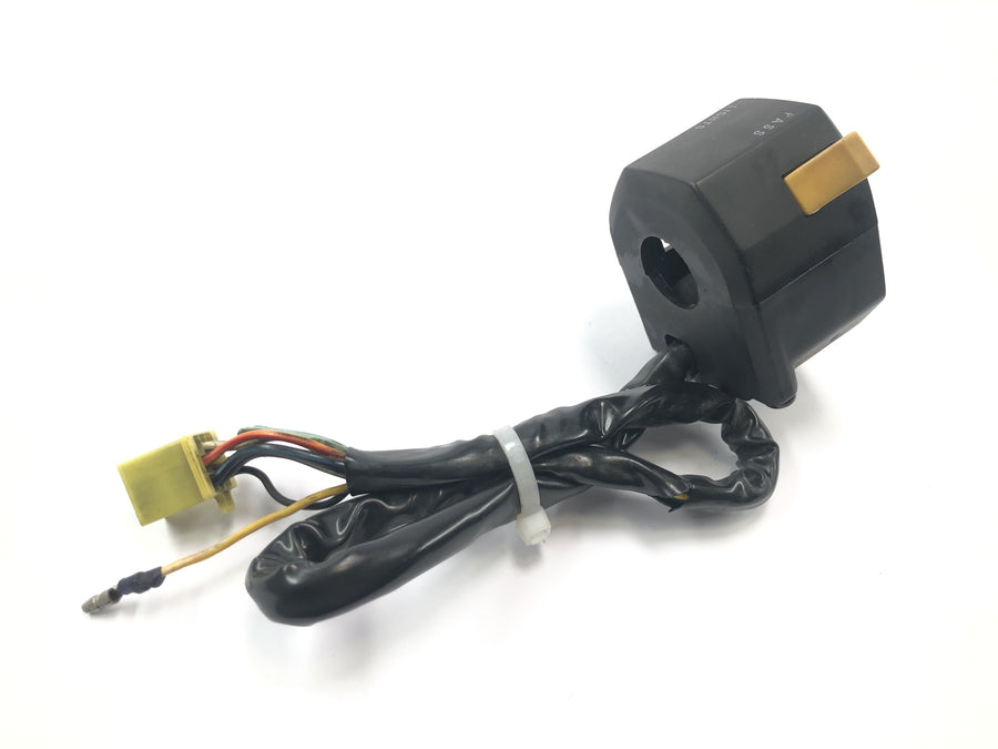Suzuki GSX R 1100 GU74C [1987] - Handlebar switch left switch unit indicator light