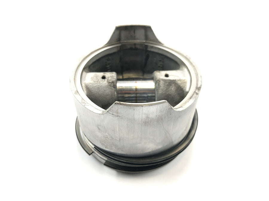 MOTO GUZZI CALIFORNIA 2 1000 VT [1982] - cylinder with piston on the right