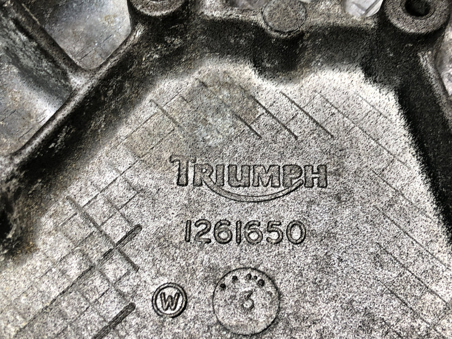 Triumph Speedmaster 900 [2003] - Engine cover right sprocket cover