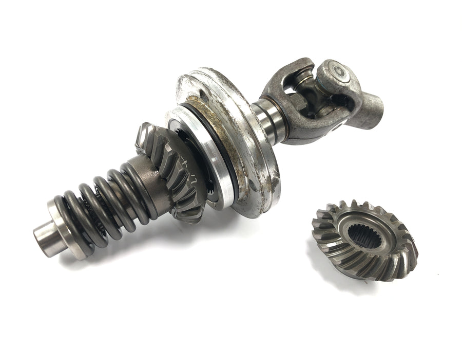 Yamaha XVS 650 4VR [1997] - cardan drive universal joint angle gear bevel gear set