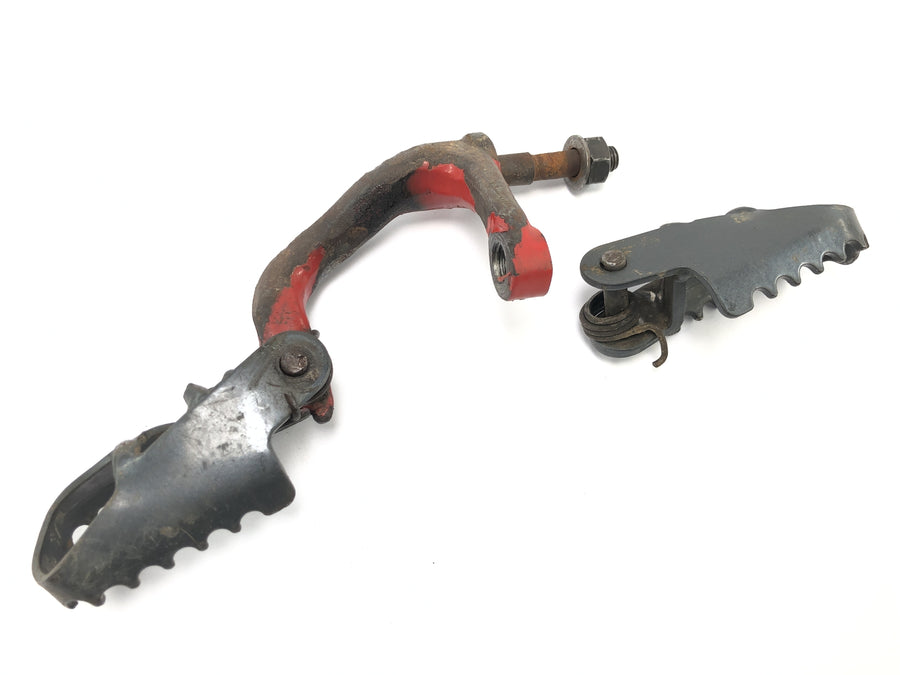 Honda XR 600 R PE04 [1992] - Footrests Driver footrests with holder
