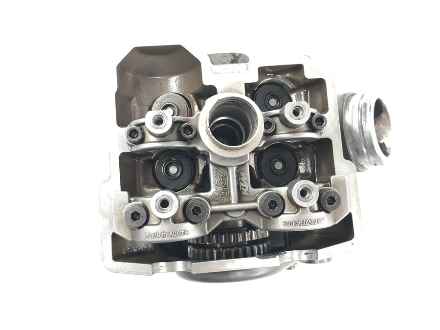 KTM 950 Adventure LC8 [2004] - cylinder head valve head front