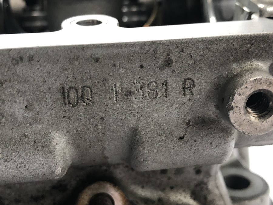 Ducati Multistrada 1200 S Touring [2009] - Cylinder head valve train at the front