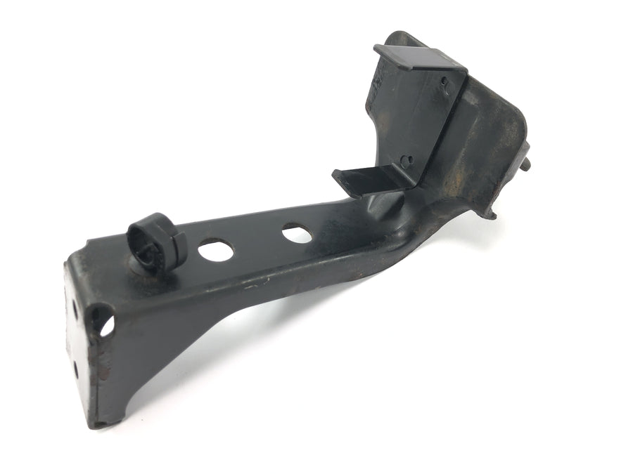 Yamaha XV 1600 Wild Star VP08 [2002] - Fuel pump bracket fuel pump holder