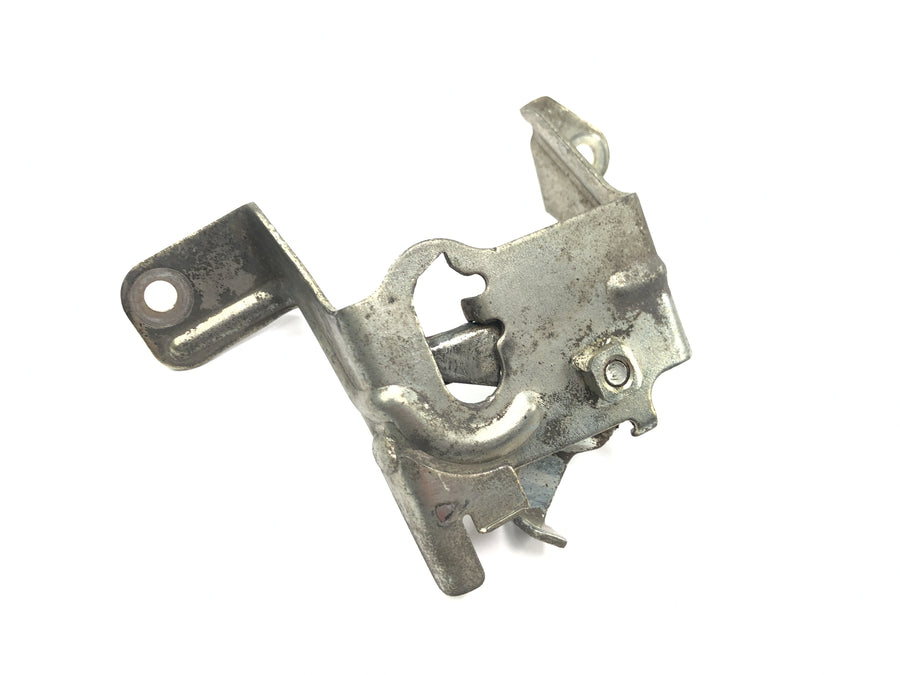 Honda CBR 900 RR SC28 [1995] - Seat lock seat lock