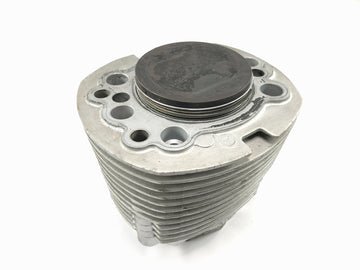 Yamaha XV 1600 Wild Star VP08 [2002] - Cylinder with rear piston