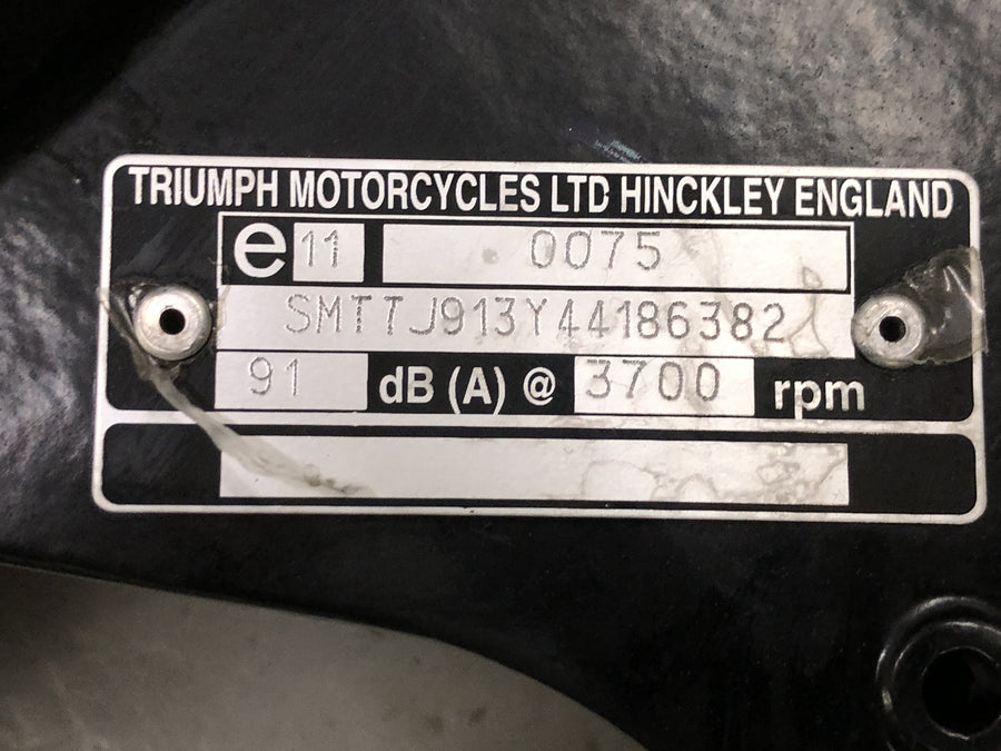 Triumph Speedmaster 900 [2003] - Frame main frame with papers