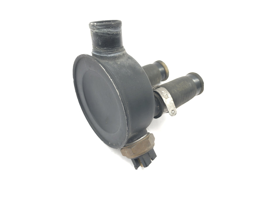 Aprilia Mille RSV 1000 ME [1999] - Coolant distributor