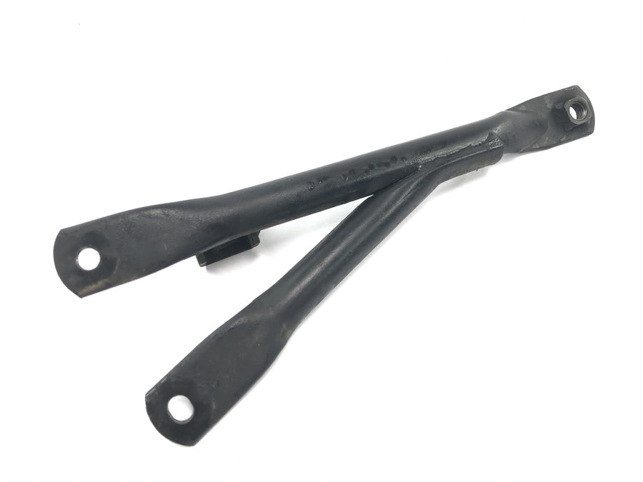 Yamaha XVS 650 4VR [1997] - Exhaust bracket silencer mount