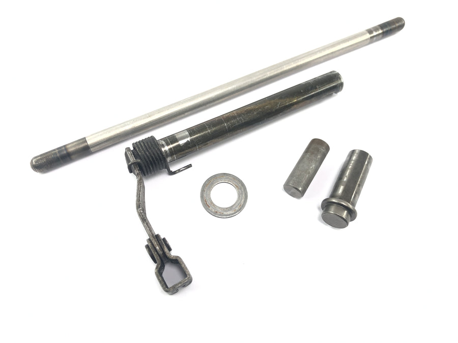 Honda NX 650 Dominator RD02 [1994] - Clutch slave lever with clutch push rod