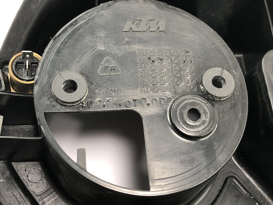 KTM 950 Adventure LC8 [2004] - Speedometer housing, cockpit fairing, instrument holder