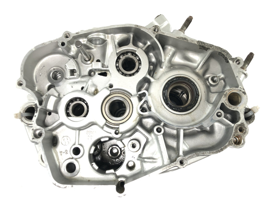 Yamaha DT 125 R DE03 [2000] - Engine housing engine block crankcase housing halves