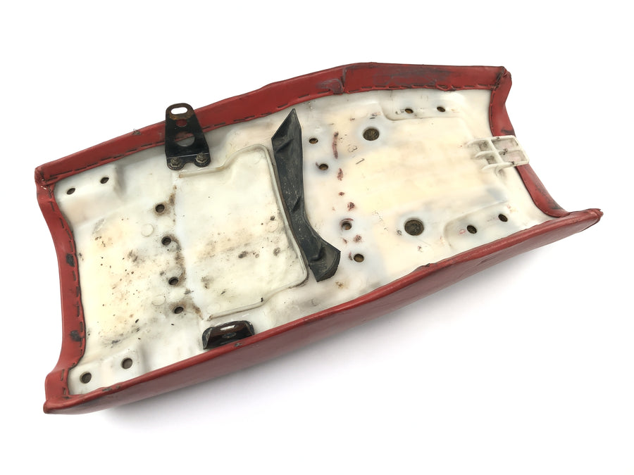 Honda XL 250 R MD03 [1993] - Seat seat cushion seat cover defective