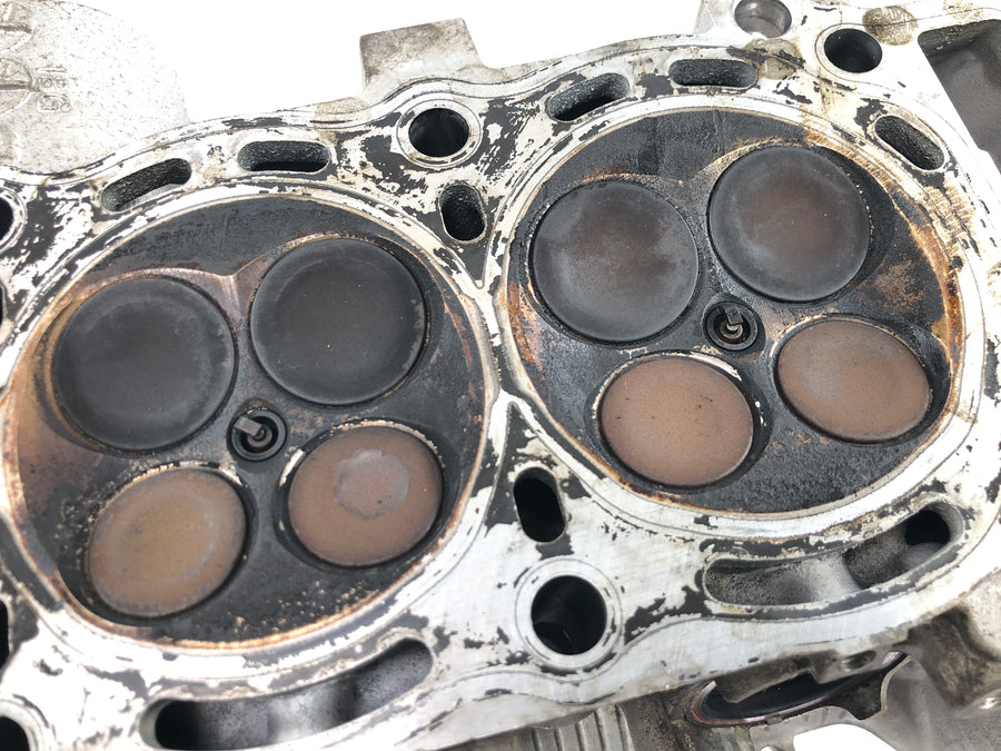 Suzuki GSX R 1000 WVBZ K3 [2003] - cylinder head engine cylinder head valve head