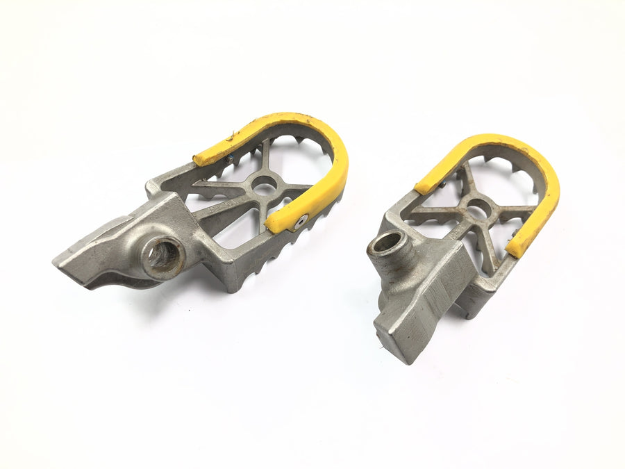 Suzuki RM Z 250 RJ41A [2007] - Footrests Driver footrests pair aluminum