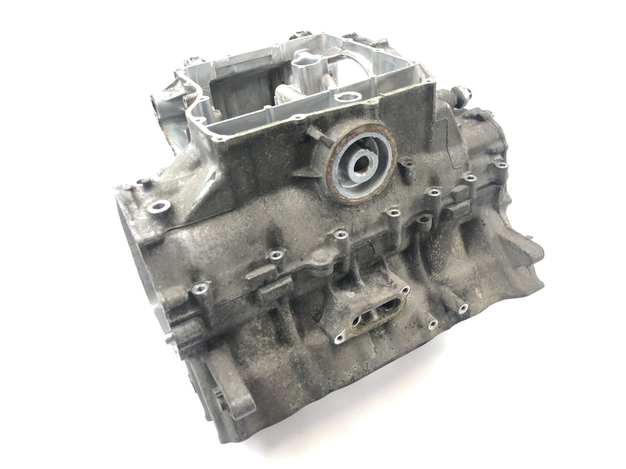 Honda CBR 900 RR SC28 [1995] - Engine block engine housing with empty piston housing