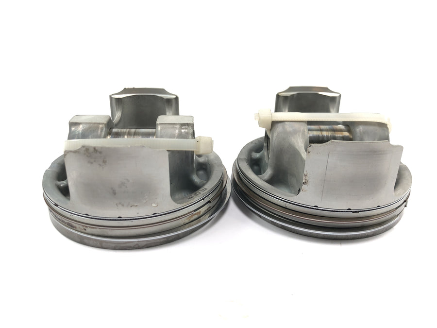 Yamaha MT07 RM04 [2014] - Engine housing with piston crankcase engine block