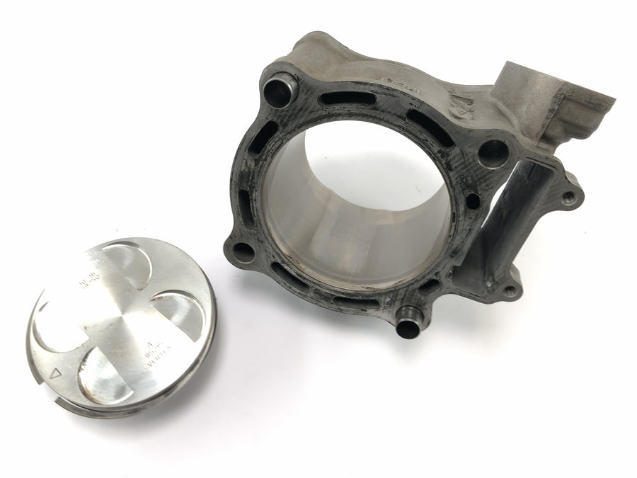 Honda CRF 450 R [2007] - cylinder with piston