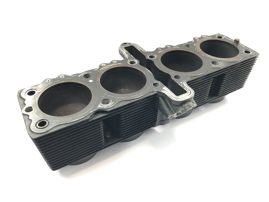 Suzuki GSX R 1100 GU74C [1987] - cylinder with piston