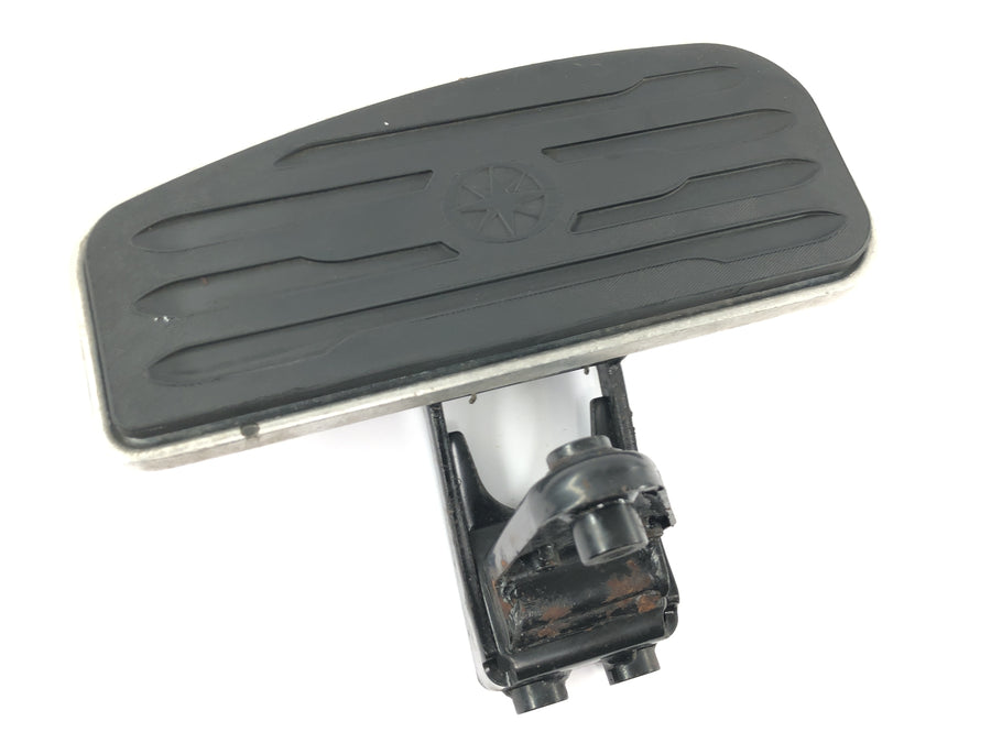 Yamaha XV 1600 Wild Star VP08 [2002] - Footboard driver footplate footrest front left