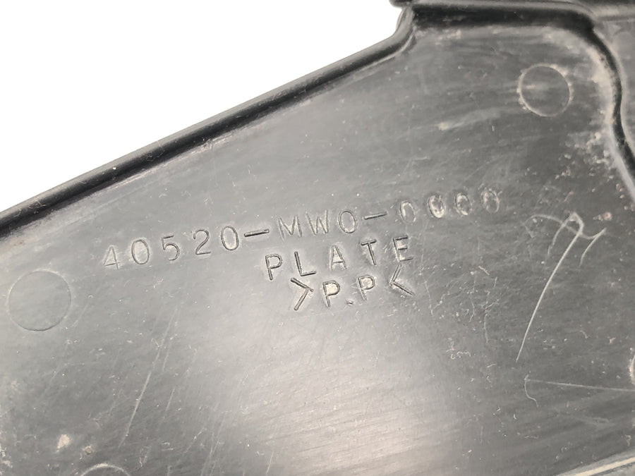 Honda CBR 900 RR SC28 [1995] - Chain guard chain cover