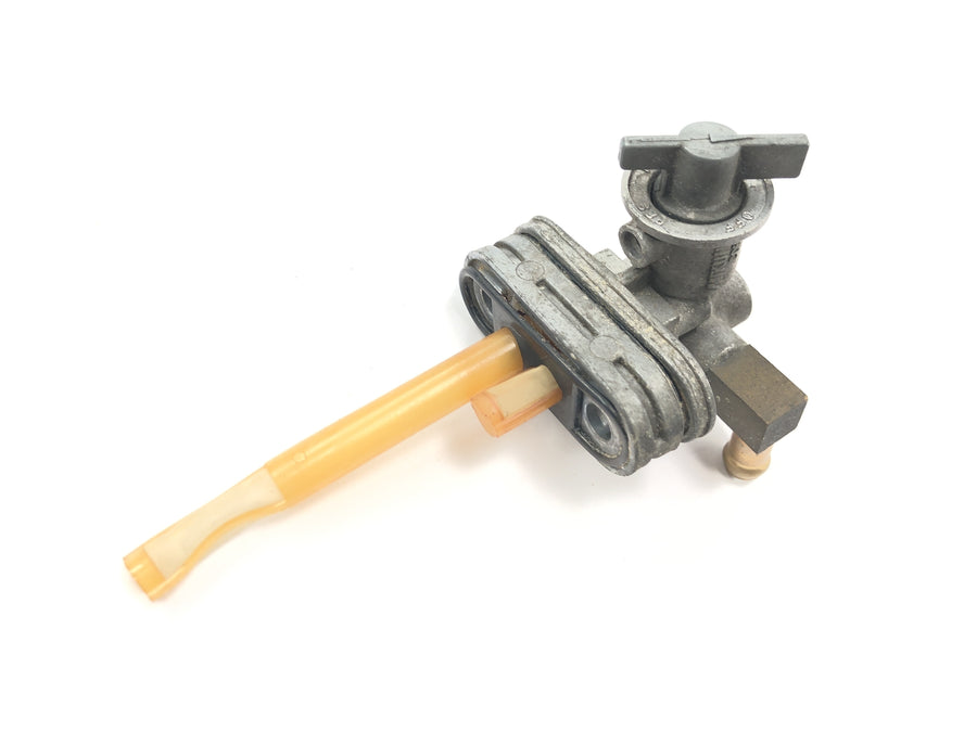 Triumph Speedmaster 900 [2003] - Fuel tap fuel tap fuel valve tank tap