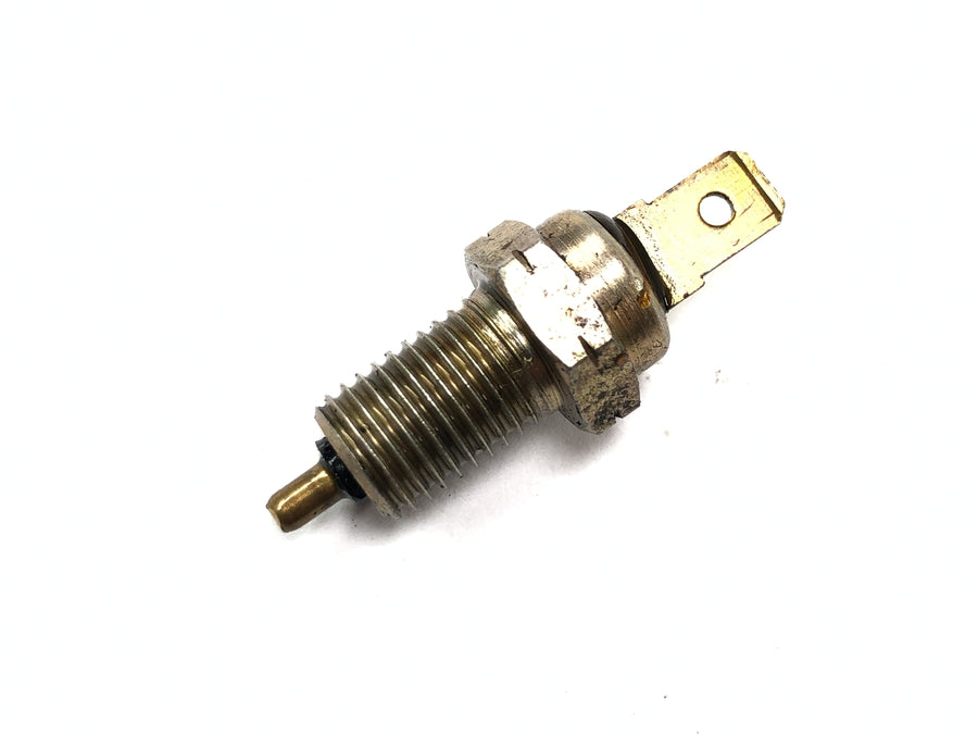 Triumph Speedmaster 900 [2003] - Neutral switch idle switch