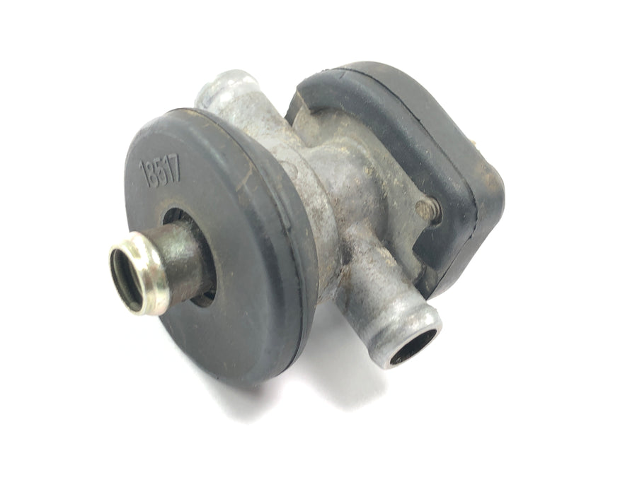 Suzuki GSX R 1000 WVBZ K3 [2003] - Secondary air valve vacuum valve air valve