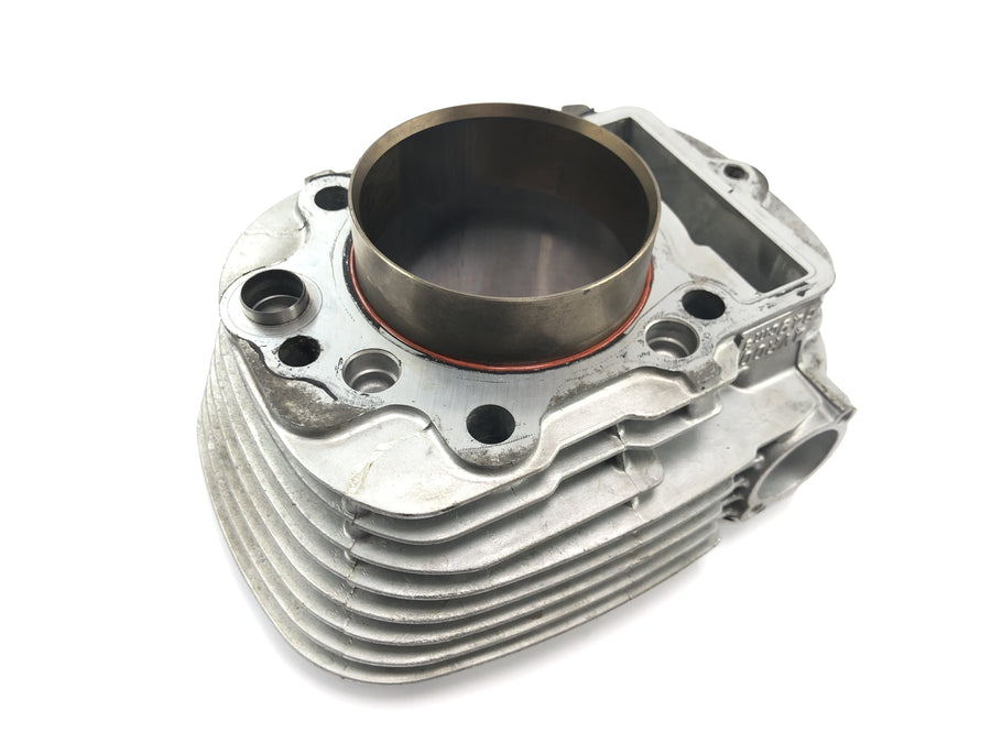 Yamaha XVS 650 4VR [1997] - Cylinder with piston at the front
