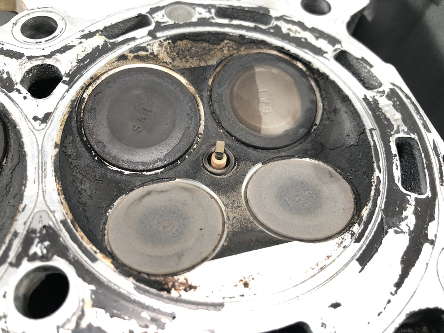 Yamaha MT07 RM04 [2014] - Cylinder head valve control housing camshaft bearing block