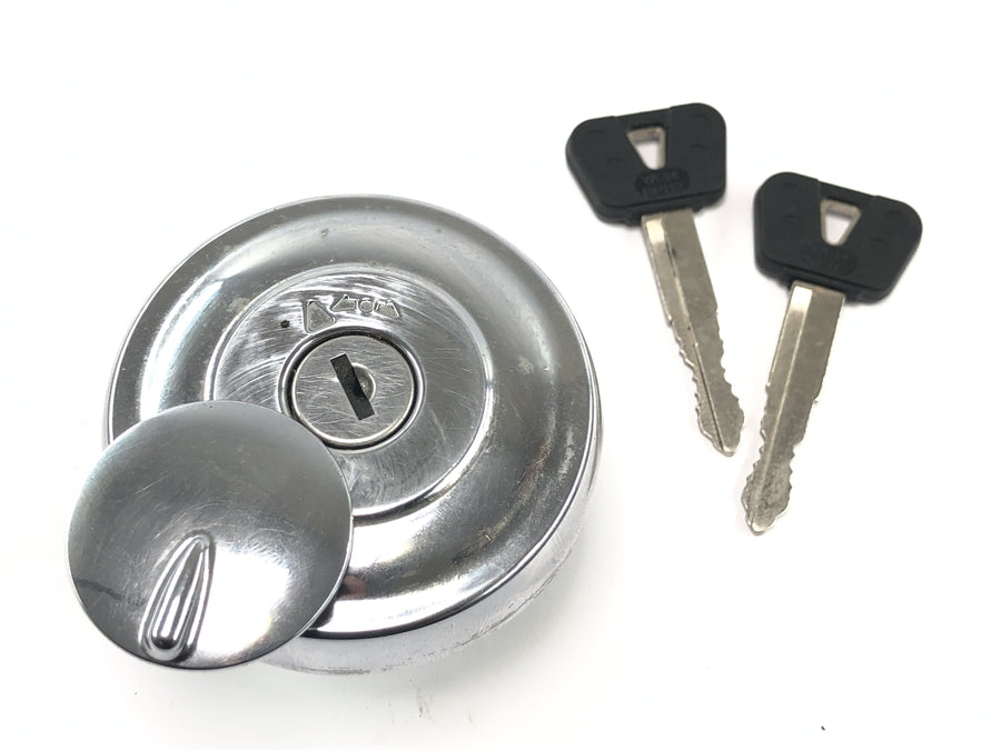 Yamaha XV 1600 Wild Star VP08 [2002] - fuel tank cap lockable petrol tank cap