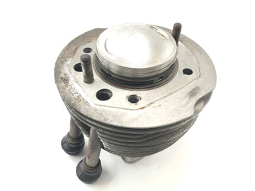 BMW R 75/5 [1973] - cylinder with piston on the left