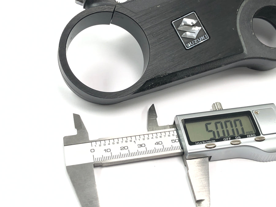 Suzuki GSX R 1000 WVBZ K3 [2003] - upper fork clamp, handlebar mount, front fork clamp