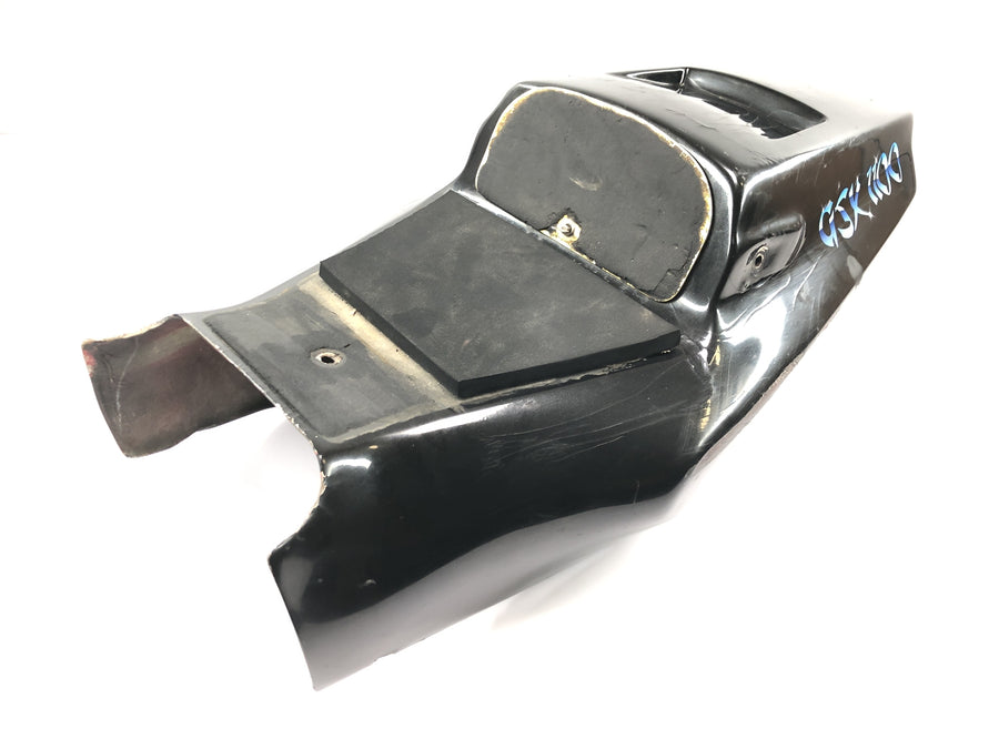 Suzuki GSX R 1100 GU74C [1987] - Rear panel seat hump DIMO rear bumper rear