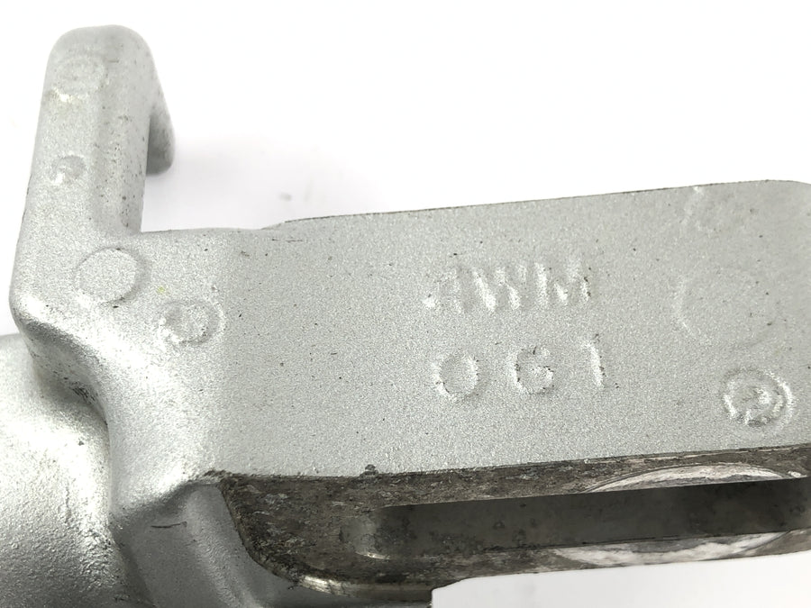 Yamaha XV 1600 Wild Star VP08 [2002] - Rear brake caliper mount brake caliper bracket