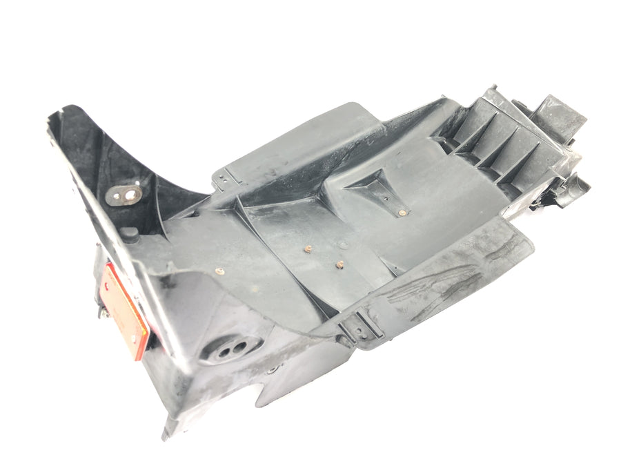 Honda CBR 900 RR SC28 [1995] - Rear fender inner fender rear wheel cover battery compartment