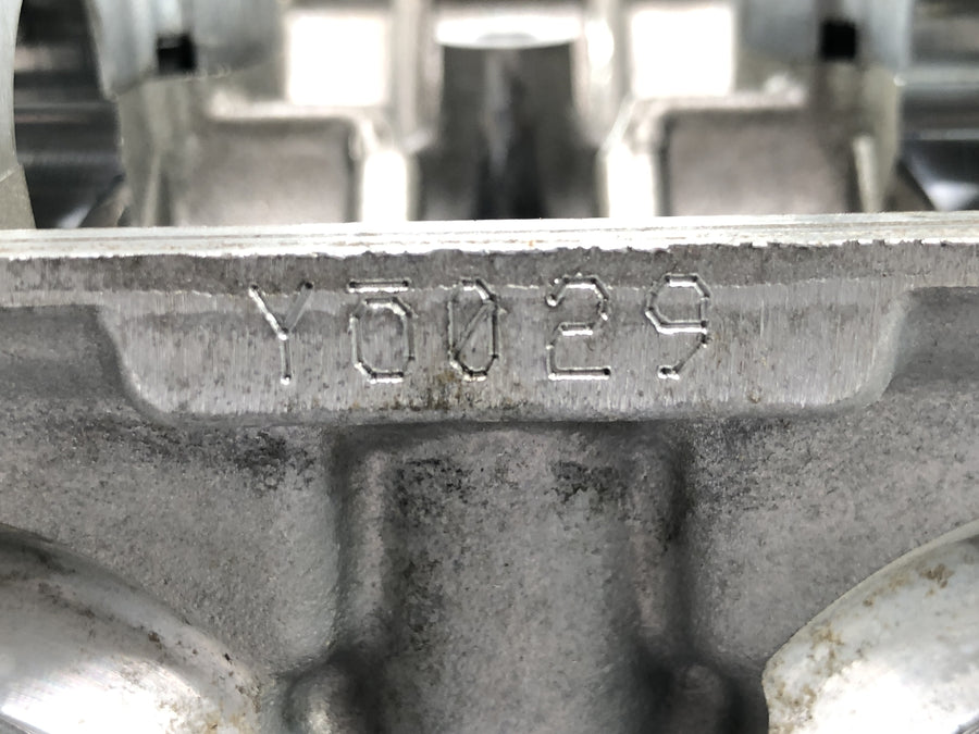 Honda CBR 600 RR PC37 [2004] - Cylinder head valve train valves camshaft bearings