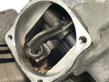 Ducati Multistrada 1000 DS [2003] - cylinder head rear valve train standing cylinder - 0