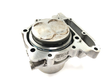 Aprilia Mille RSV 1000 ME [1999] - cylinder liner piston piston rings Rotax rear