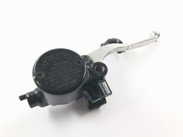 Kawasaki W 650 EJ650A [1999] - Front brake pump, hand brake pump, brake lever