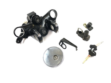 Kawasaki W 650 EJ650A [1999] - Lock set with fork bridge at the top, tank lock, ignition lock